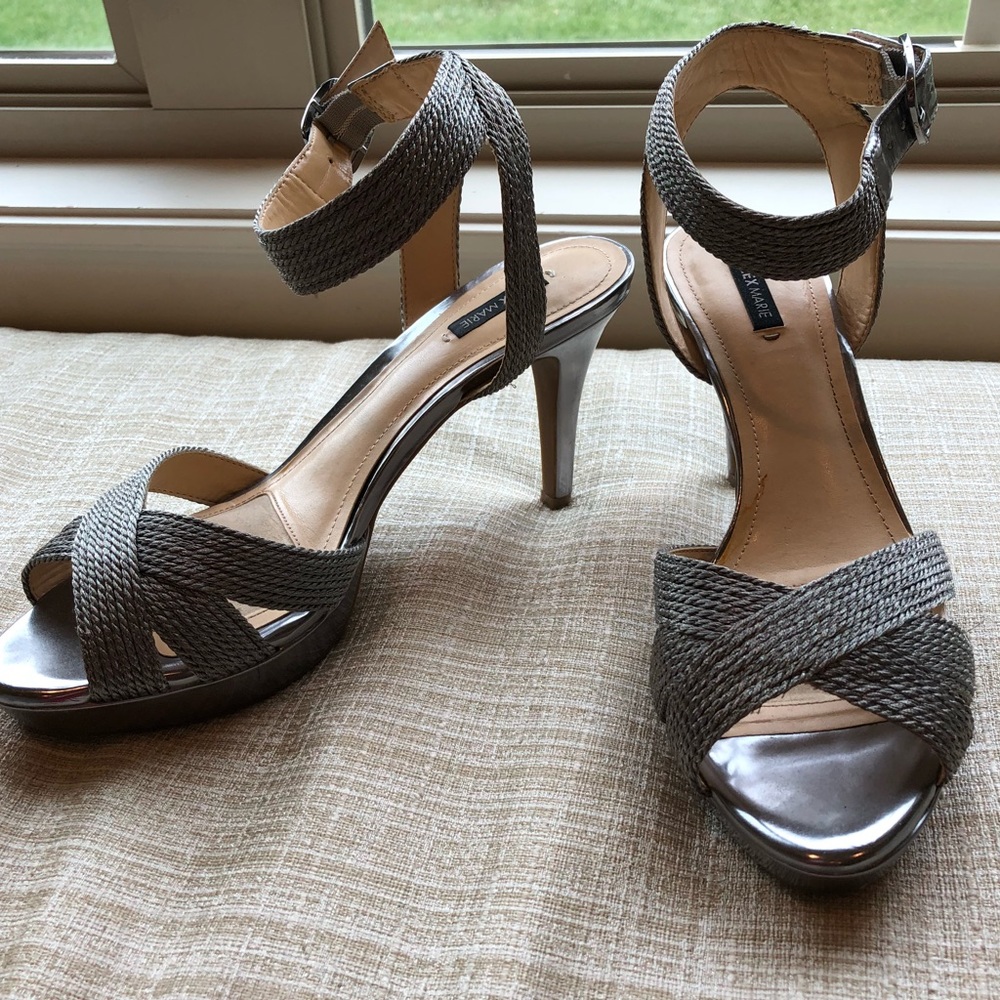 women’s heels